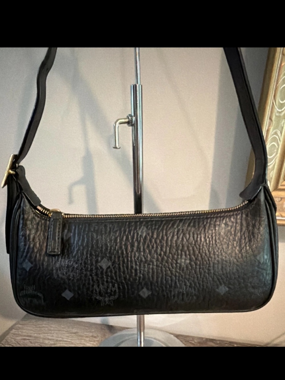 MCM Aren Visetos Monogram Print Shoulder Bag Black Pebble Leather Gray Logo COA - Picture 4 of 16